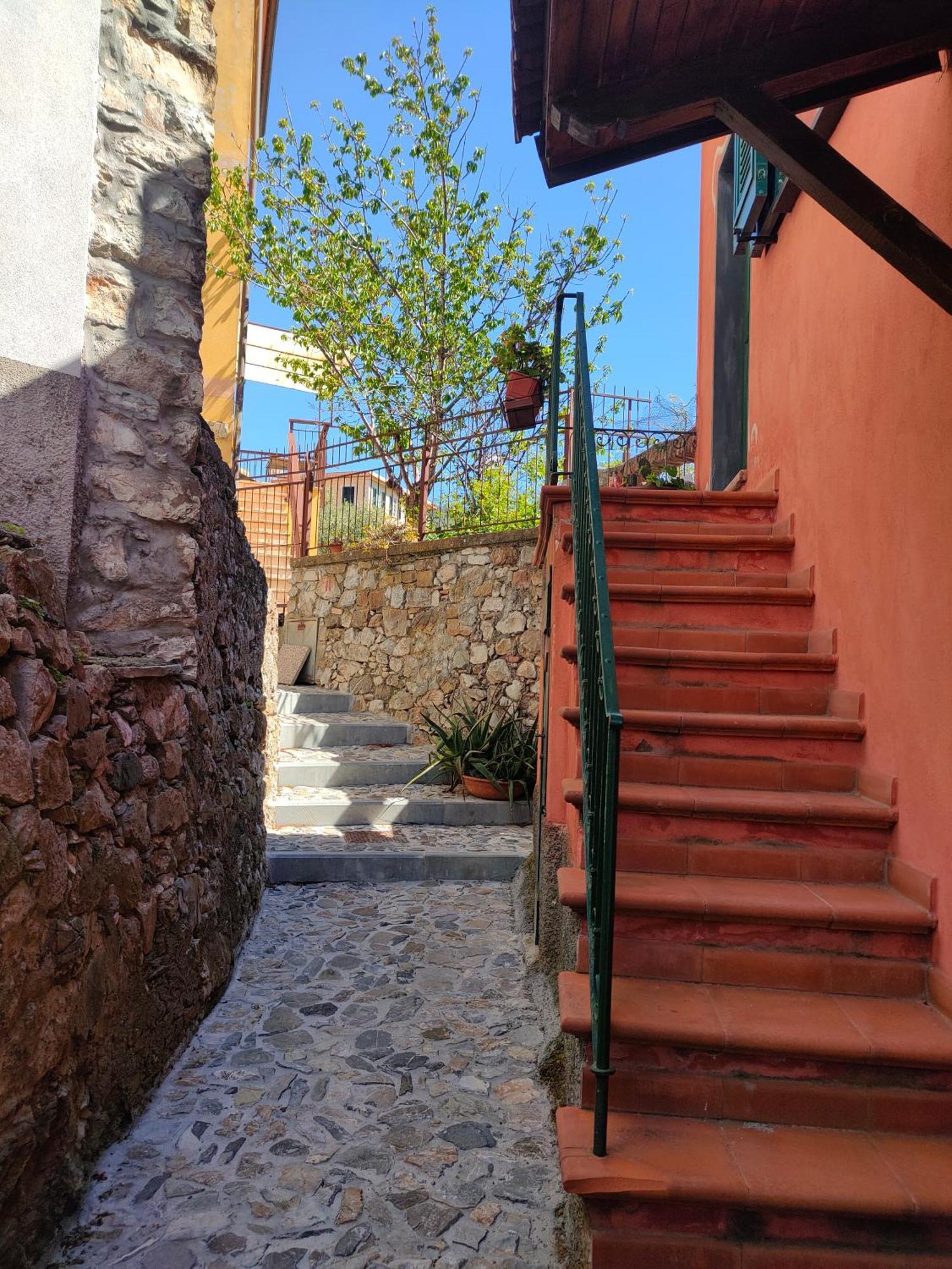 Camera Tra Le Cinque Terre, Camogli E Portofino. Vista Valle E Scorcio Mare All'Orizzonte Castiglione Chiavarese Екстериор снимка